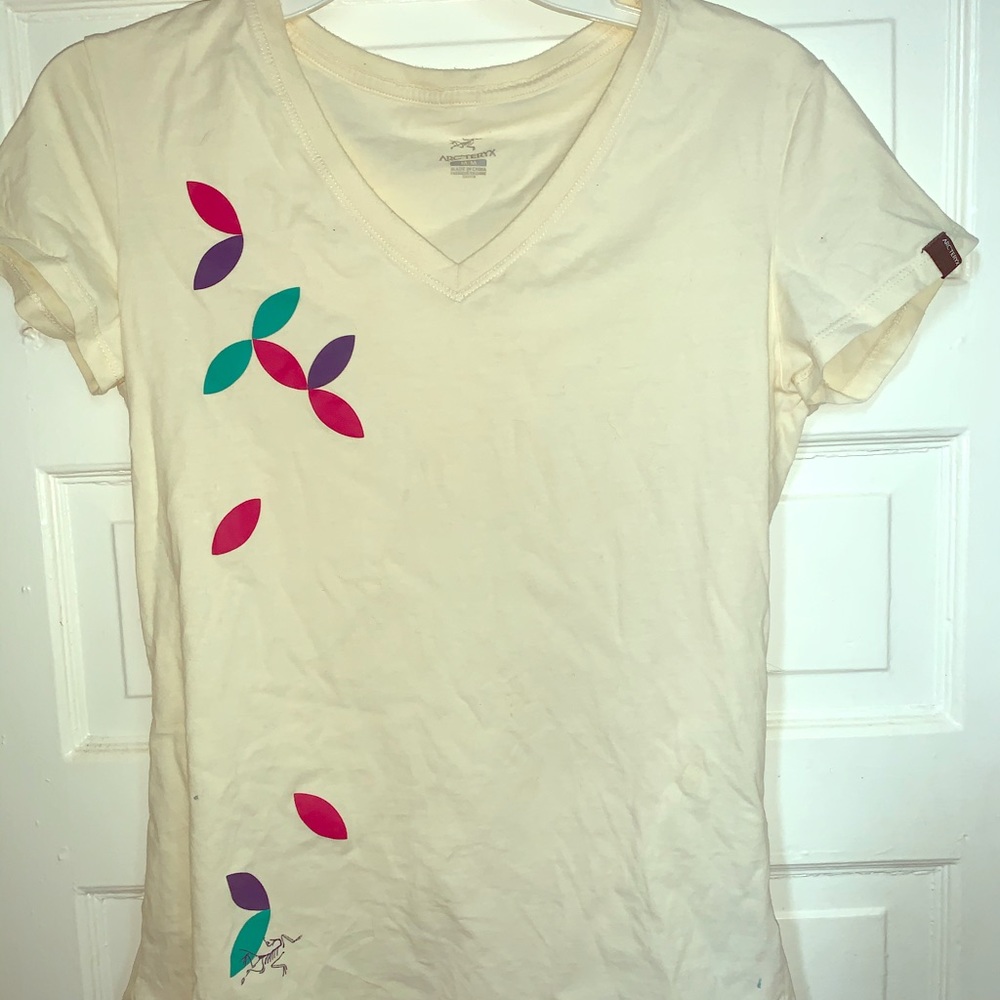 Women’s t shirt